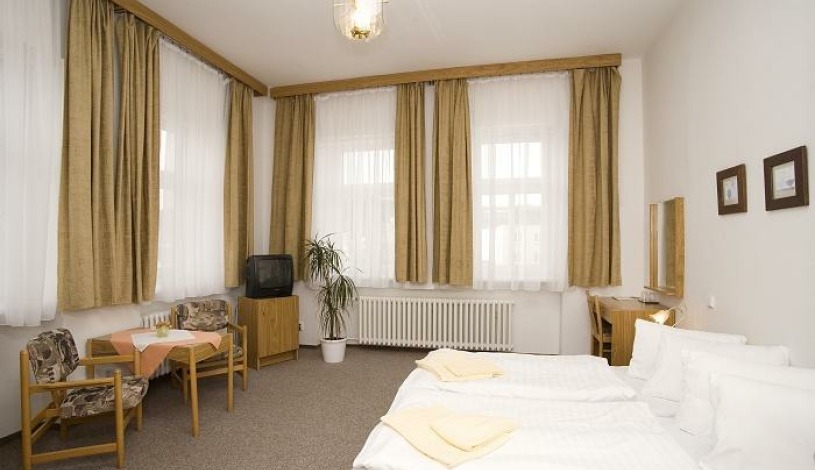 Lázeňský dům Mánes Konstantinovy Lázně